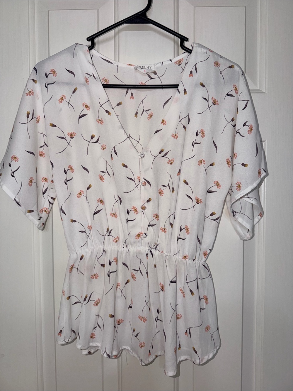 Sienna Sky White Top with Peach Floral Print